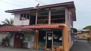 photo_6104645345653493330_y